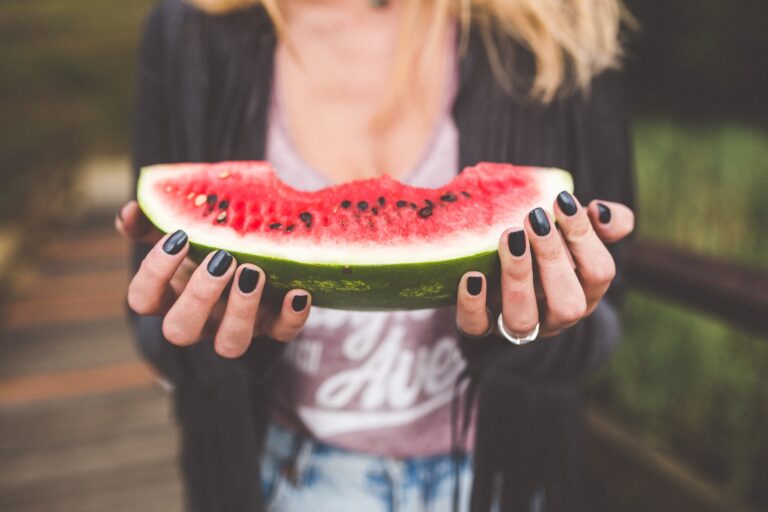 Healthy Diet Tips for Women in Summer